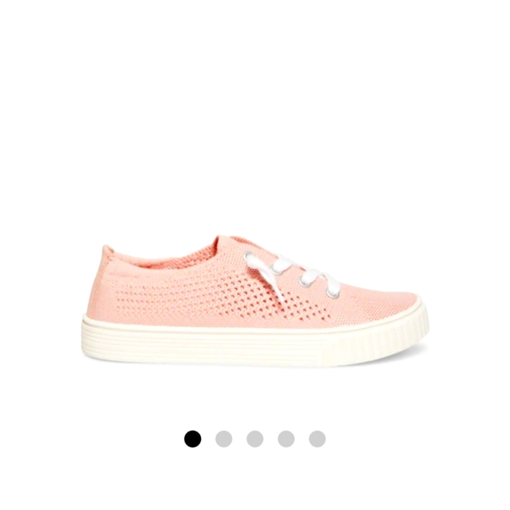 Madden girl sneakers